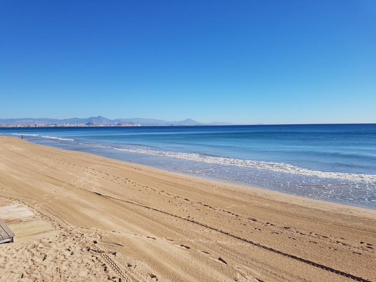 Stunning Sea Views At Just 270 M From The Beach 아레날레스 델 솔 외부 사진