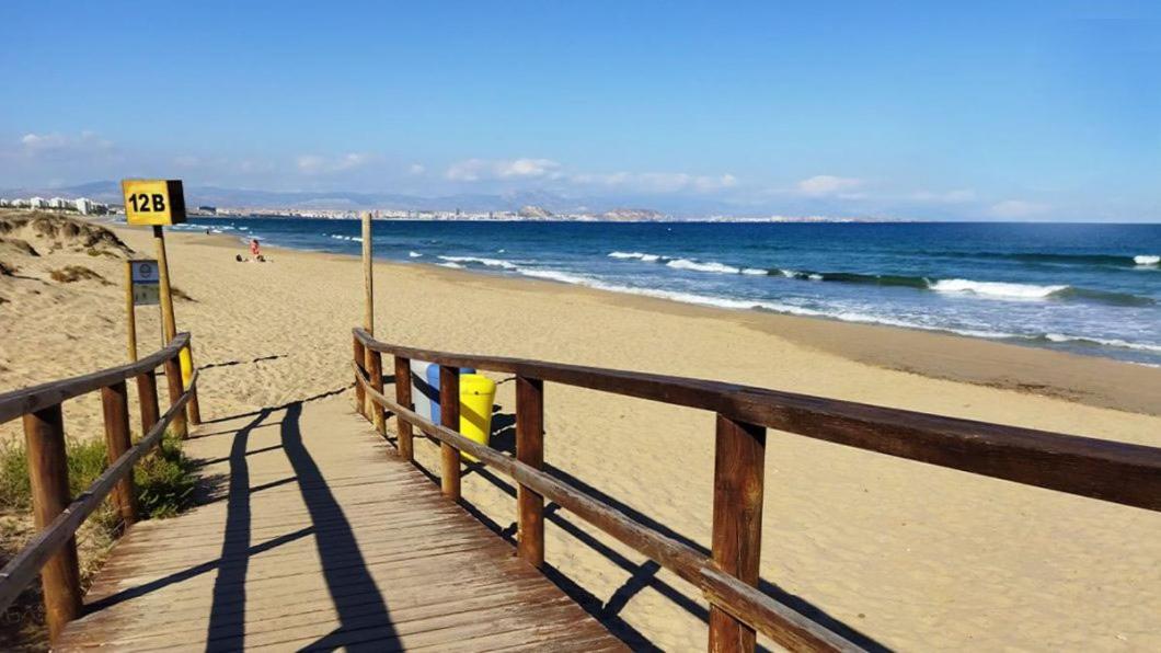 Stunning Sea Views At Just 270 M From The Beach 아레날레스 델 솔 외부 사진